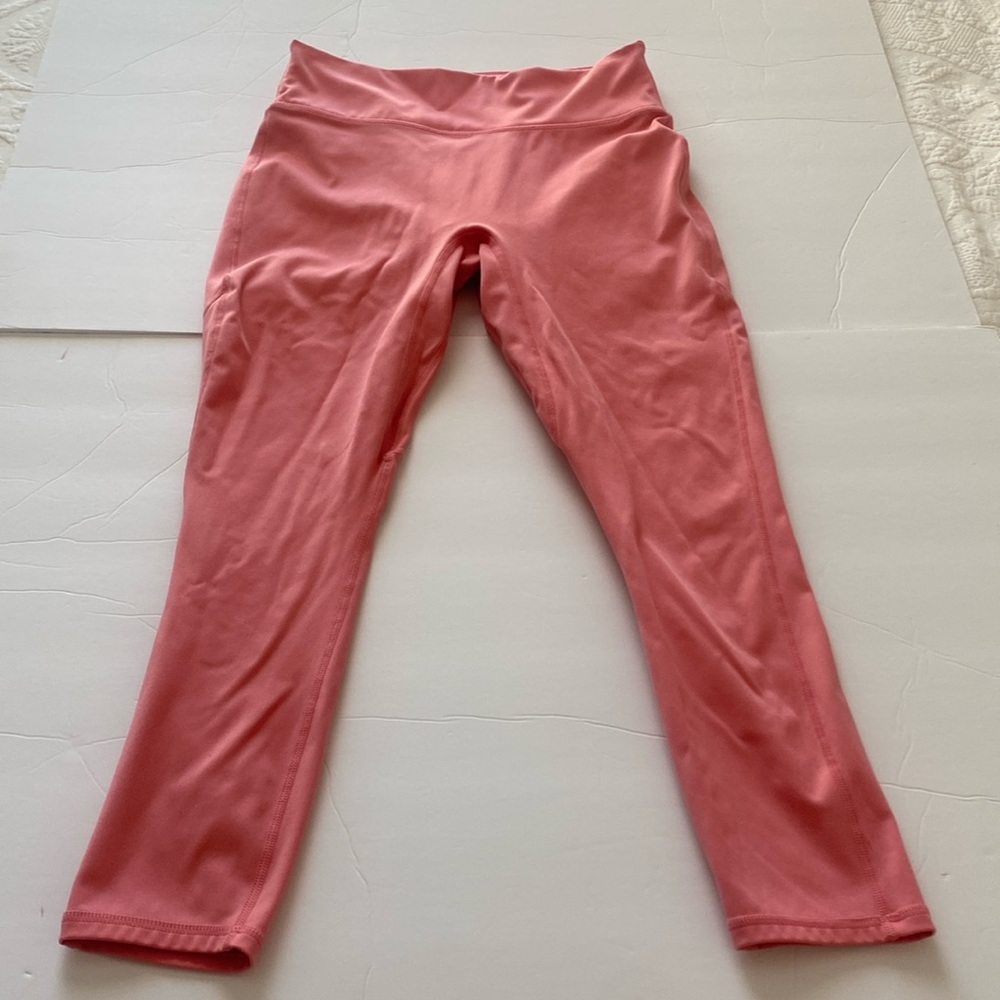 Fabeletics Motion365 Hi‎ Rise Capri Leggings